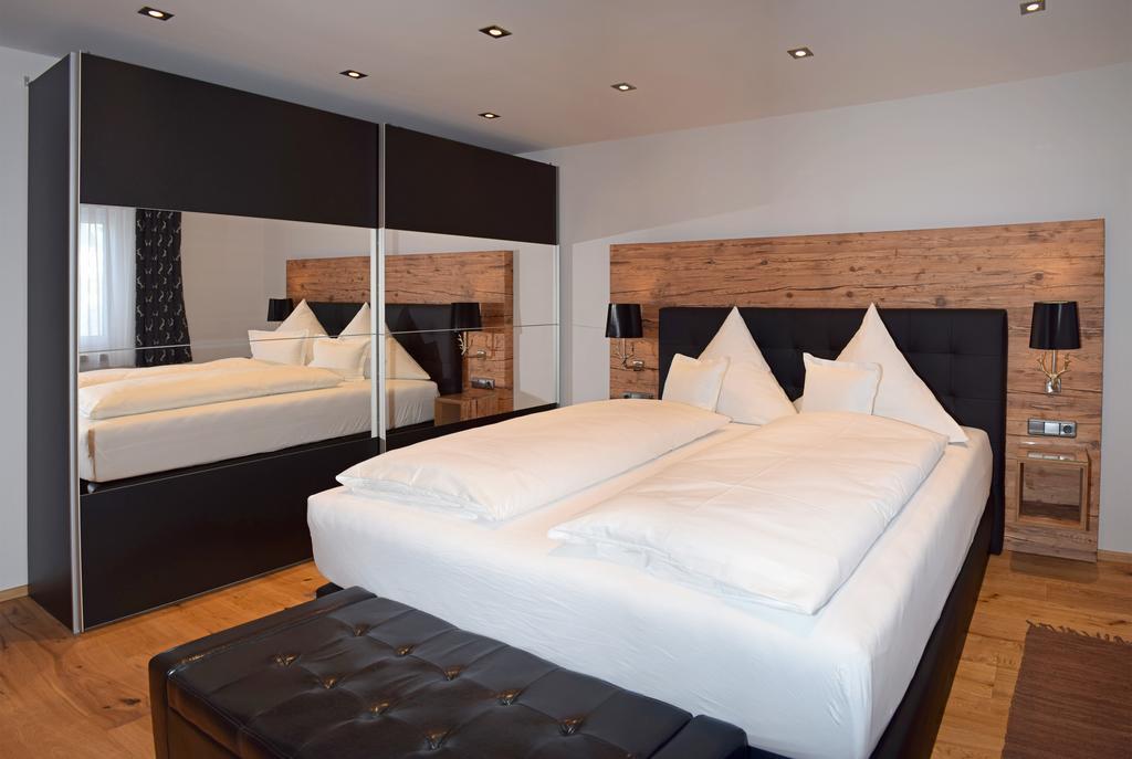 Der Berghof Aparthotel Hirschegg  Εξωτερικό φωτογραφία