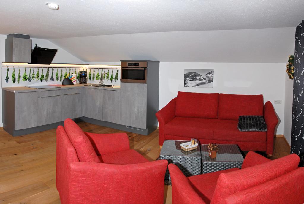 Der Berghof Aparthotel Hirschegg  Εξωτερικό φωτογραφία