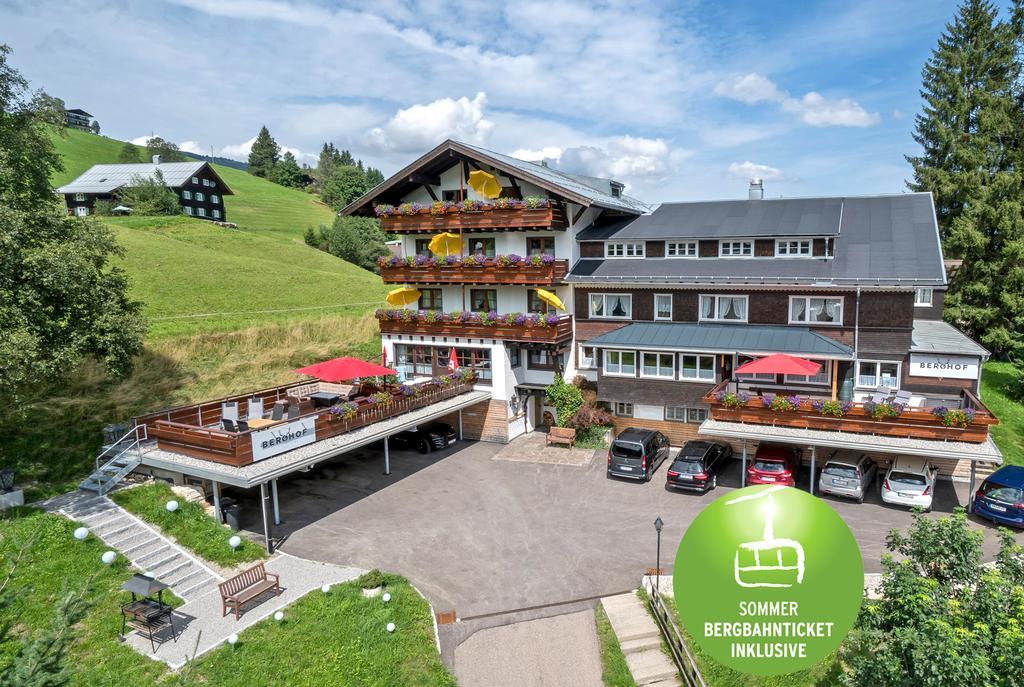 Der Berghof Aparthotel Hirschegg  Εξωτερικό φωτογραφία