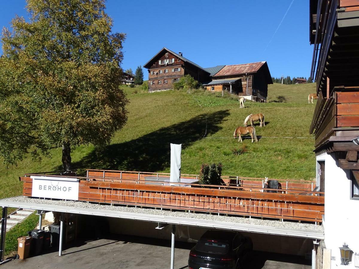 Der Berghof Aparthotel Hirschegg  Εξωτερικό φωτογραφία
